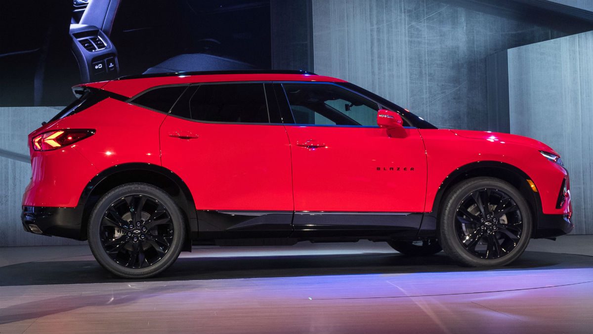 2019 chevy blazer reveal profile