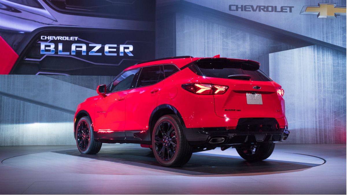 2019 chevy blazer reveal rear