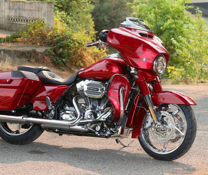 Harley Davidson Street Glide CVO