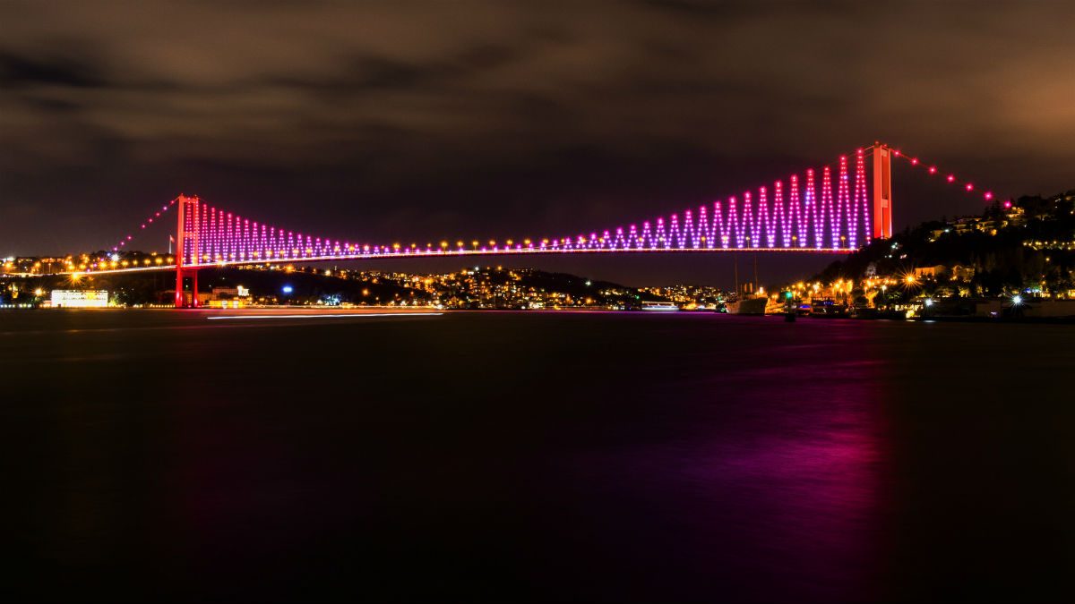travel to turkey bosphorus bridge