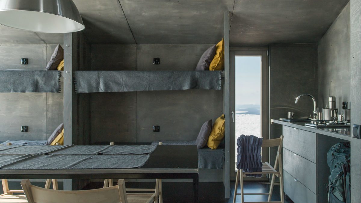 dubldom shelter murmansk russia 5