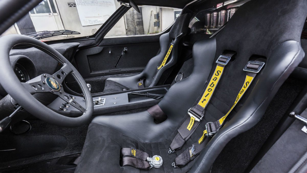 Lamborghini Miura Restoration interior profile