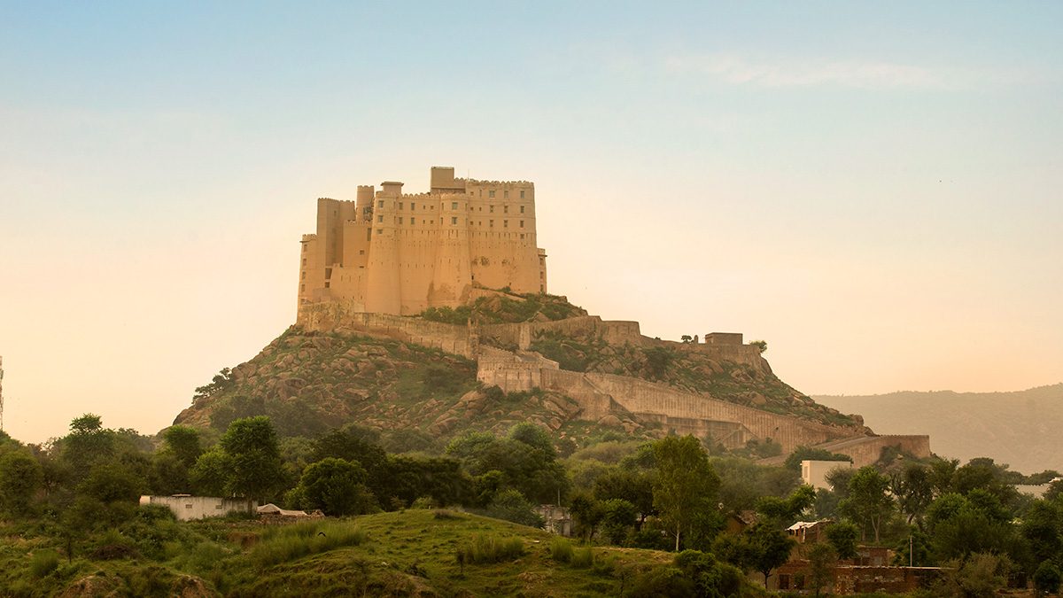 fort bishangarh exterior
