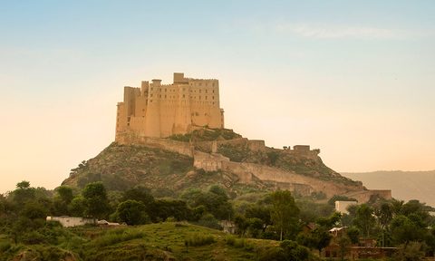 fort bishangarh exterior