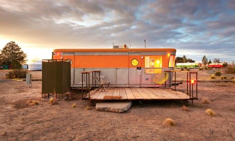 el cosmico hotel trailer