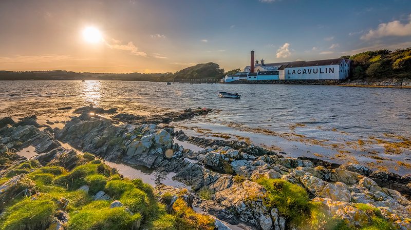 Lagavulin distillery on water
