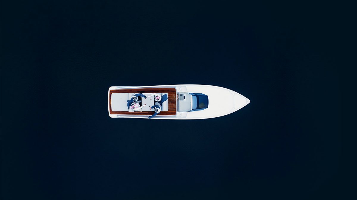 q30 yacht electric top 1440 edited