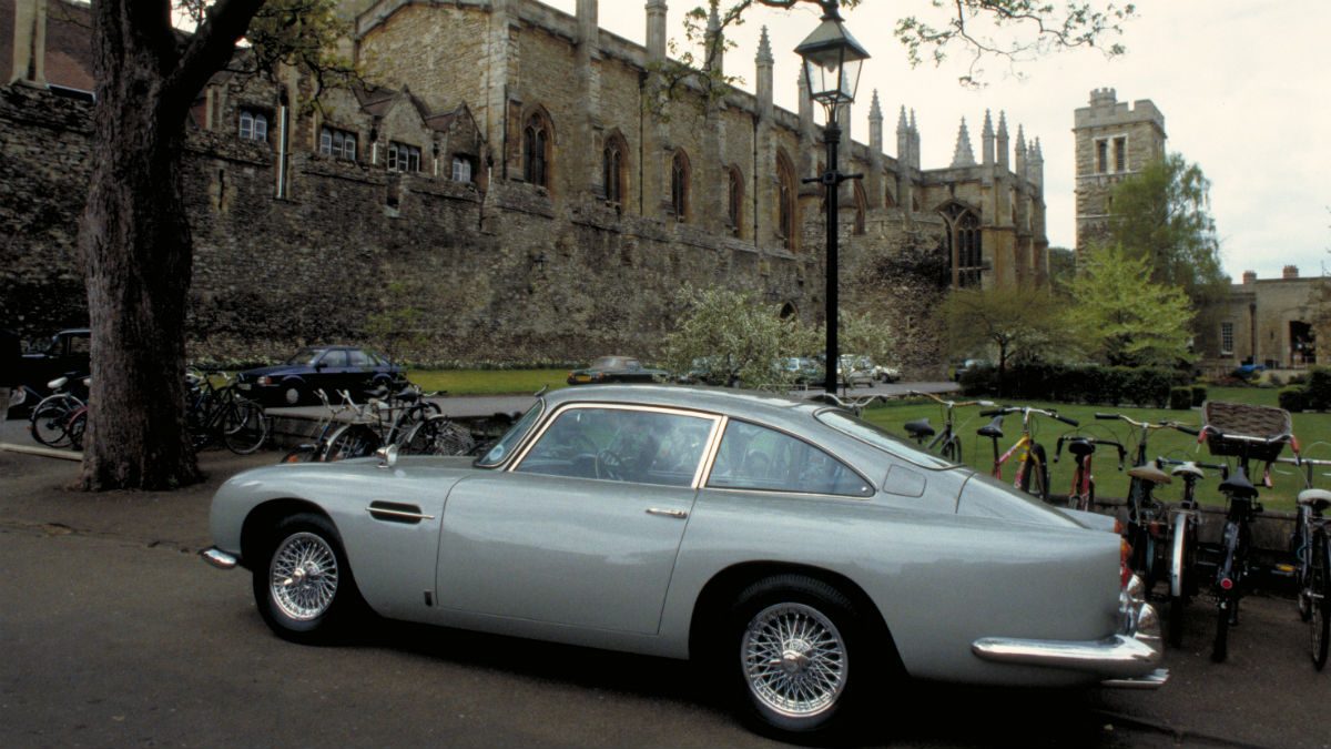 Goldfinger Aston Martin DB5 Contunation 2