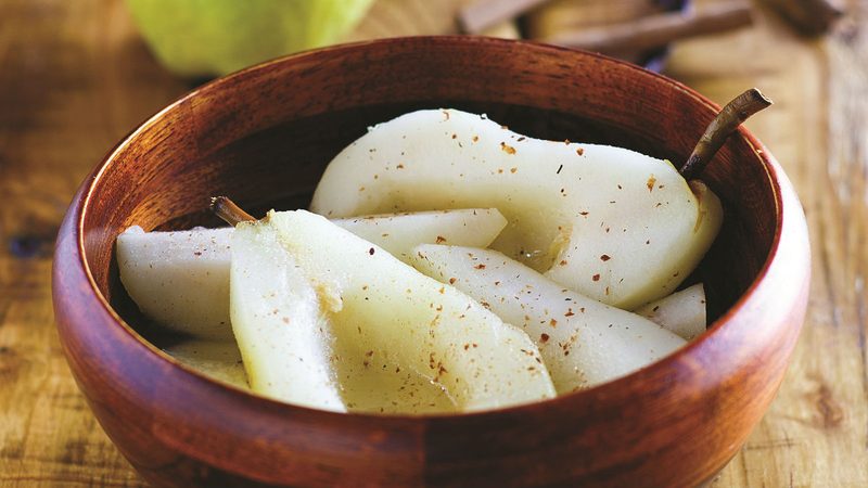 Pears Poached in White Wine and Vanilla