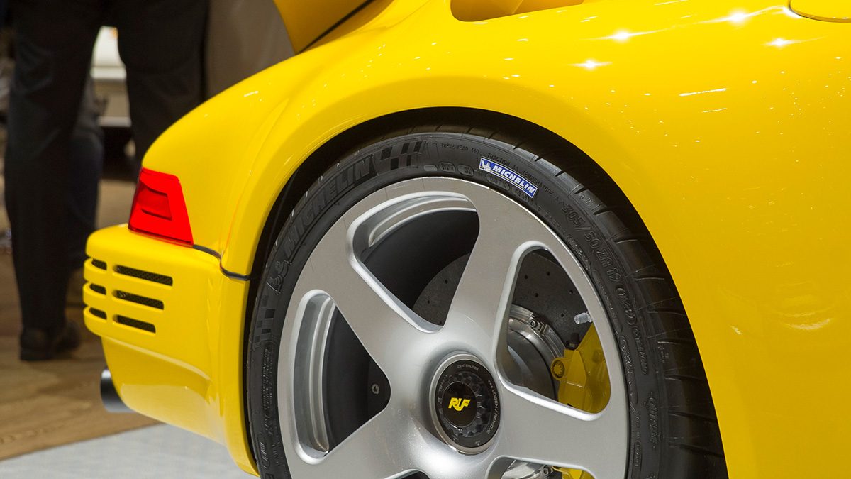2017 RUF CTR Carbon 911 tire detail