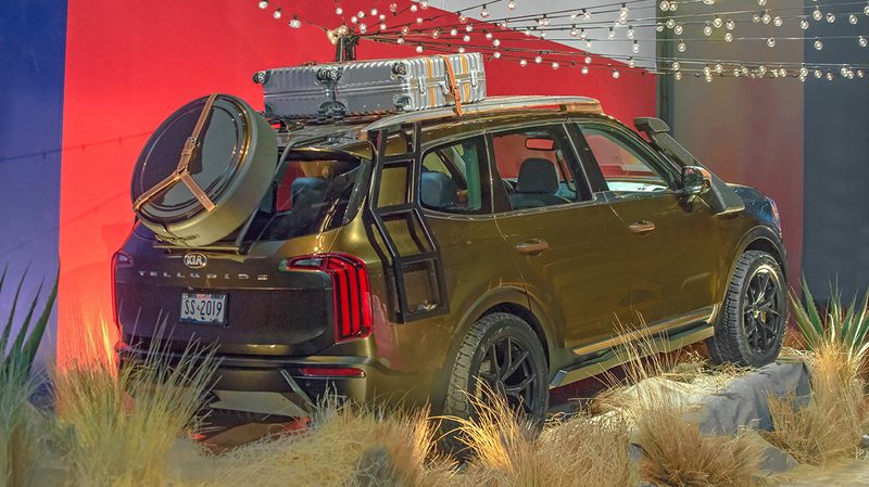 kia telluride back