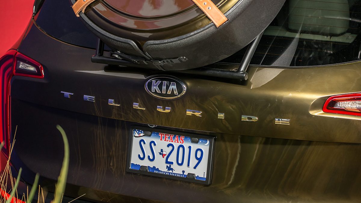 kia telluride trunk