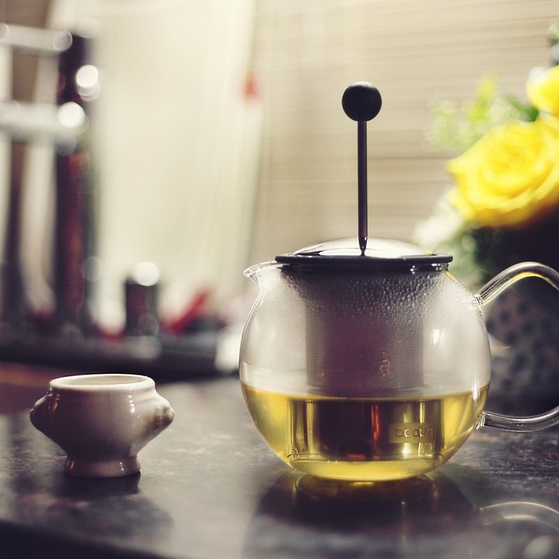 Brewing tea in a kettle