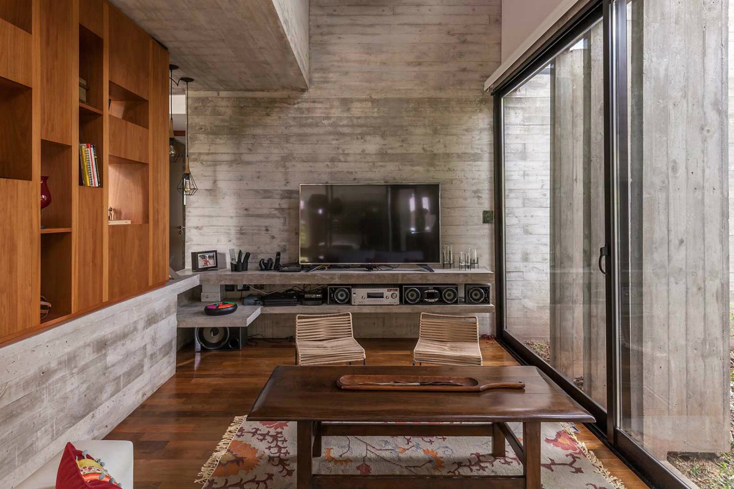casa aranzazu besonias almeida arquitectos midcentury modern architecture 6
