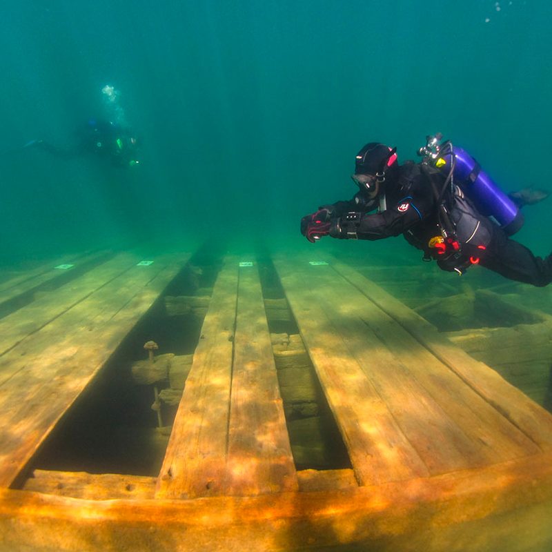 underwater lake tahoe