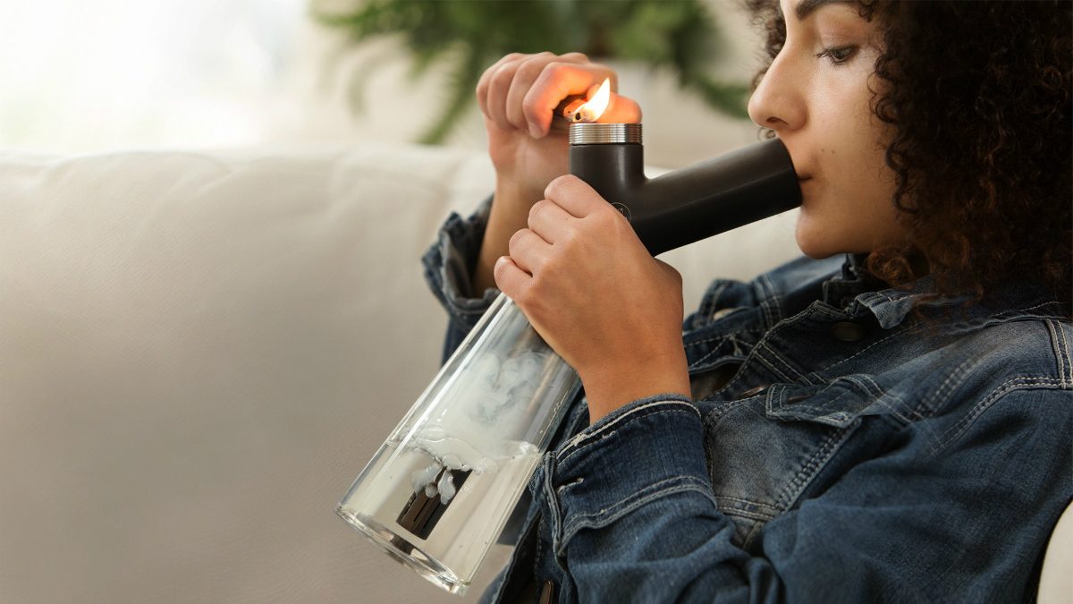 heir waterpipe best bong lifestyle shot smoking 2