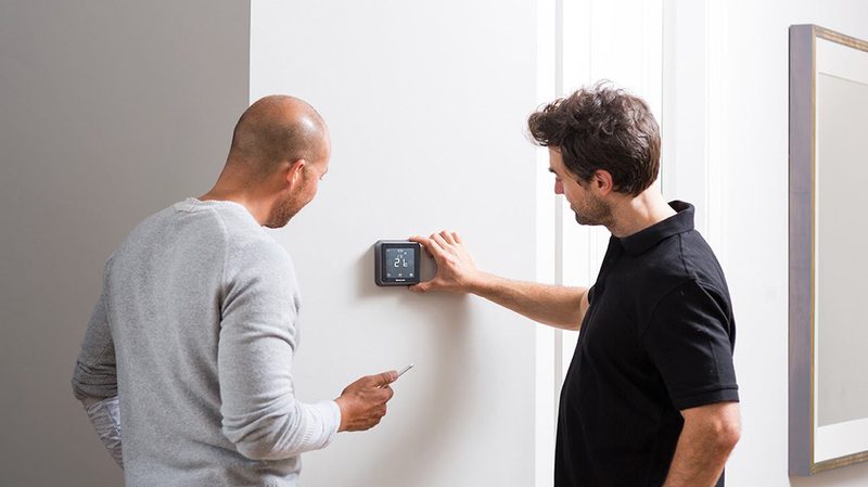 adjusting honeywell thermostat
