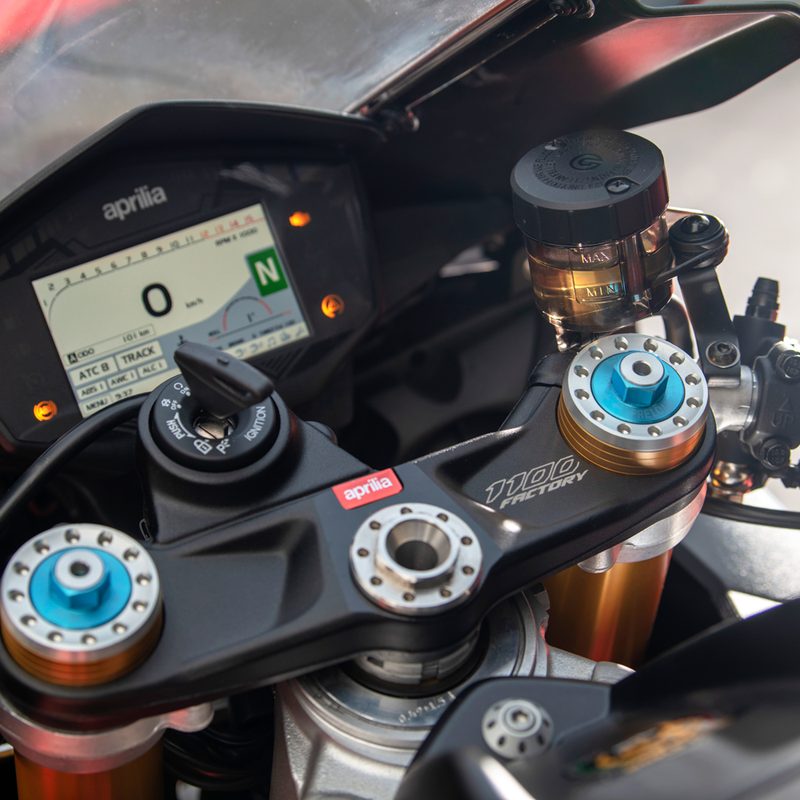 aprilia rsv4 1100 17 horsepower superbike news factory detail 2