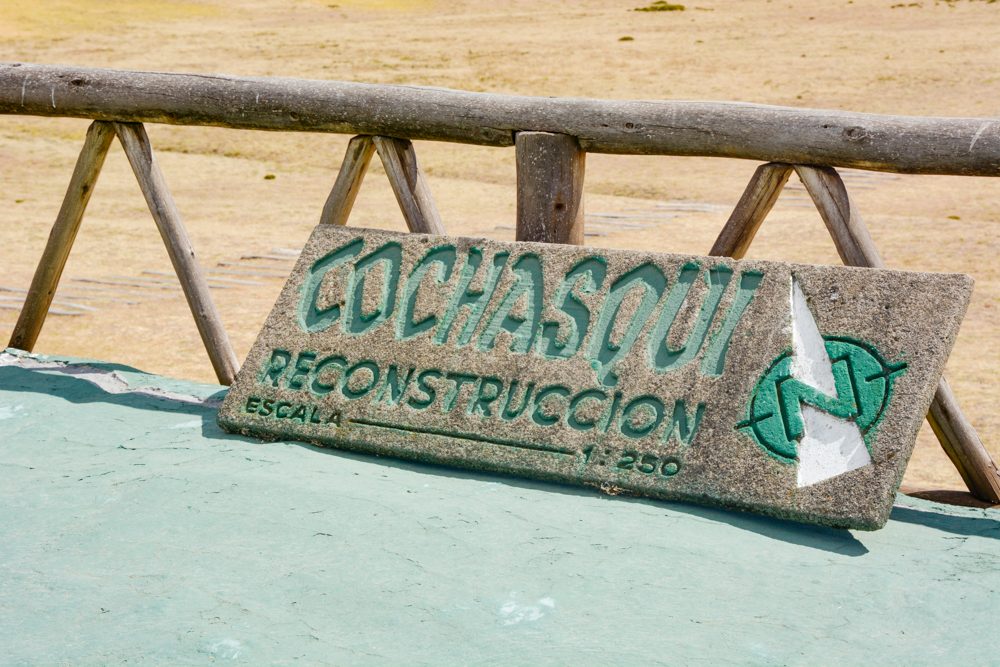 best things to do in ecuador quito otavalo banos places visit cochasqui pyramids 10
