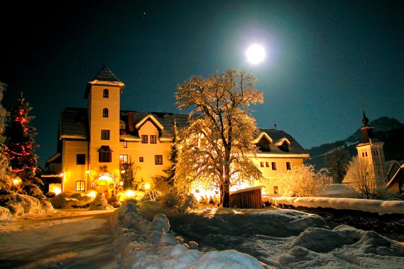 Moon over Hotel Schloss-Thannegg in Gröbminger Land, Austria