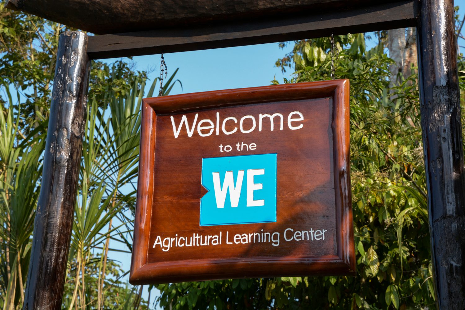contiki tours me and we ecuador travel experience to minga learning center 1919