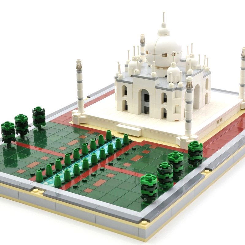 A completed replica of the Taj Mahal model from Lego.