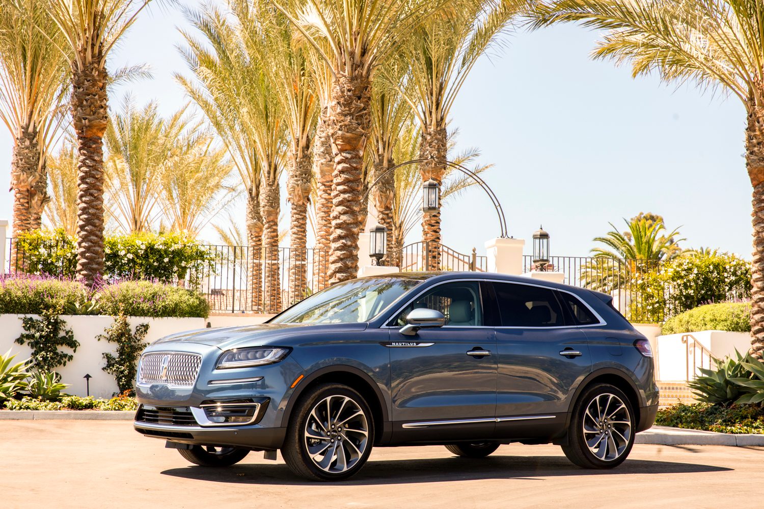 2019 lincoln nautilus black label review 27