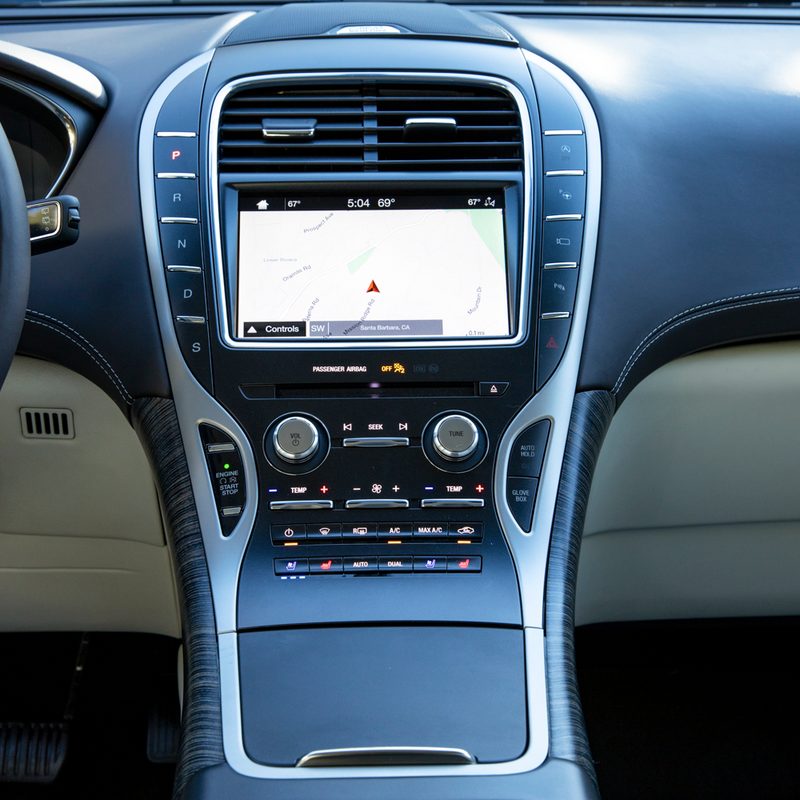 2019 lincoln nautilus black label review 80