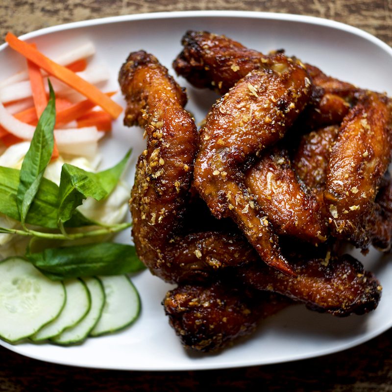 block 16 cosmopolitan las vegas urban food hall pok wing ike s vietnamese fish sauce wingsv2