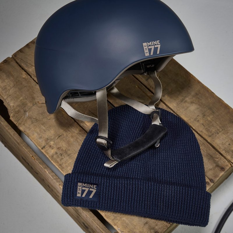 burton mine 77 helmet beanie