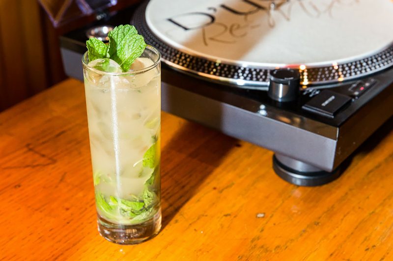 dusse cognac mojito cocktail
