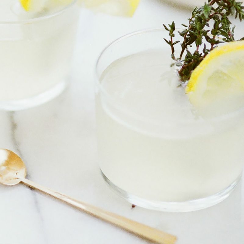 French 75 Champagne with lemon cocktail