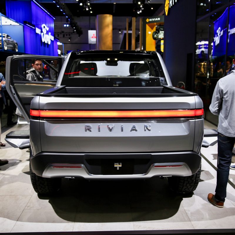 biggest reveals la auto show 2018 rivian r1t pickup 13