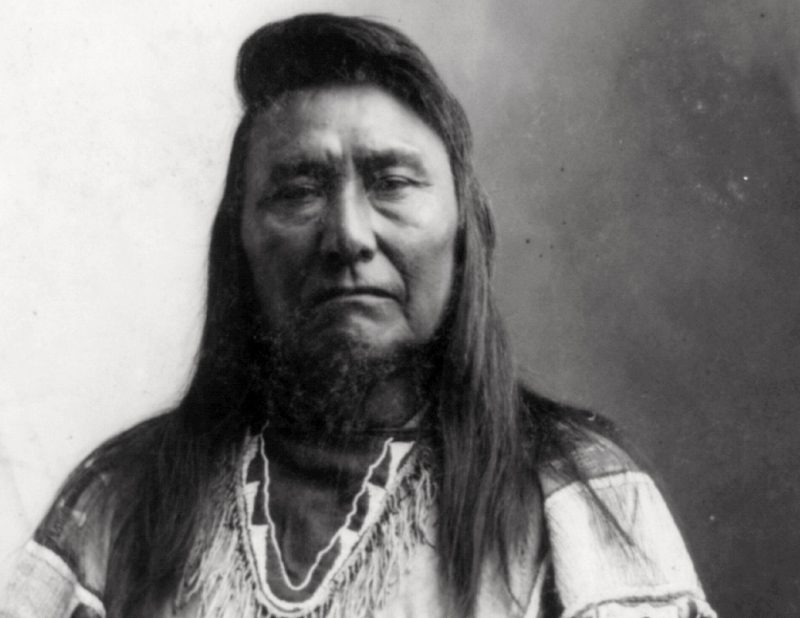 Chief Joseph 1877 black and white picture.