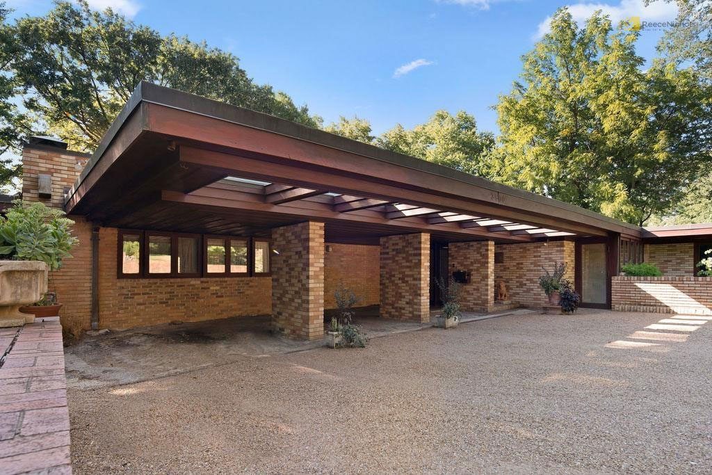 Sondern-Adler House