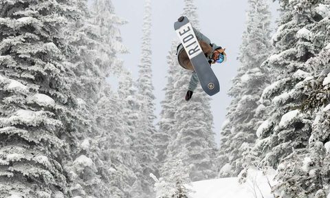 Ride snowboard air feature