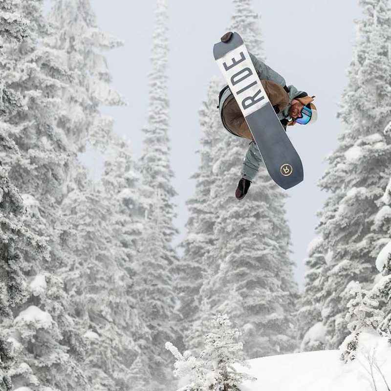 Ride snowboard air feature