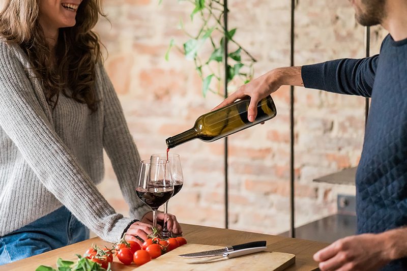 valentines-red-wine-pour