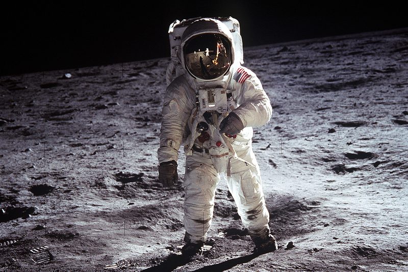 buzz aldrin moon