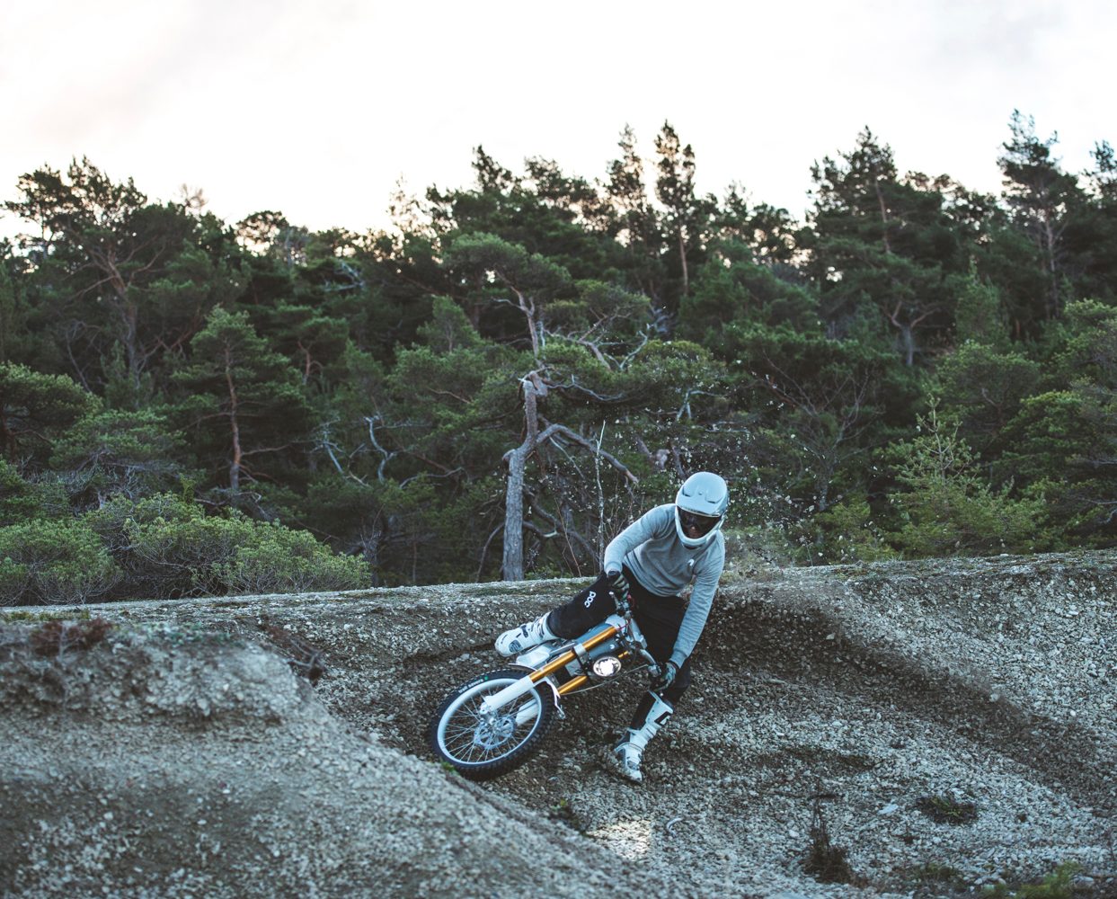 cake kalk kalkand electric street motorcycle and 4