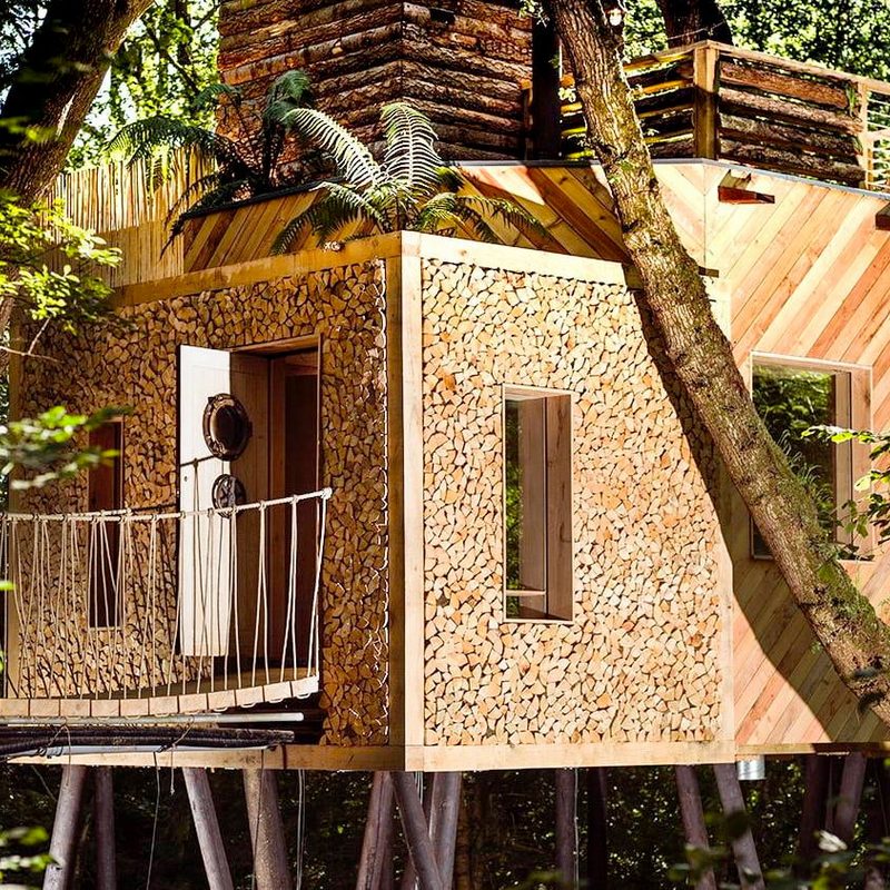 Woodsman Treehouse