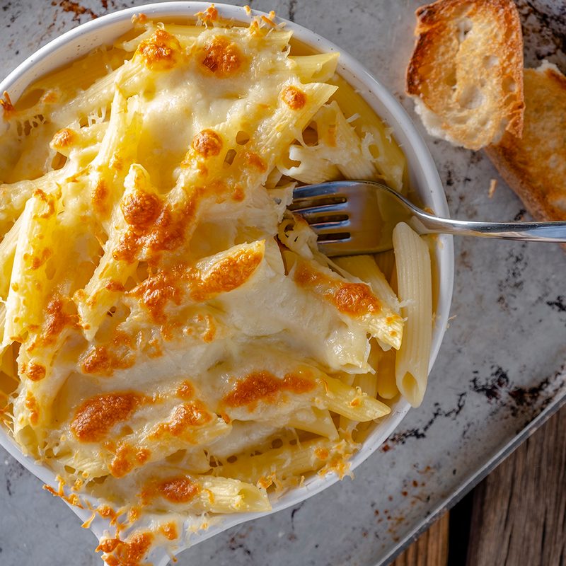 Macaroni and cheese melted