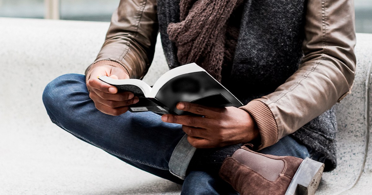 Men Read 20 Books By Female Authors Every Man Should Read in 2022 - The Manual