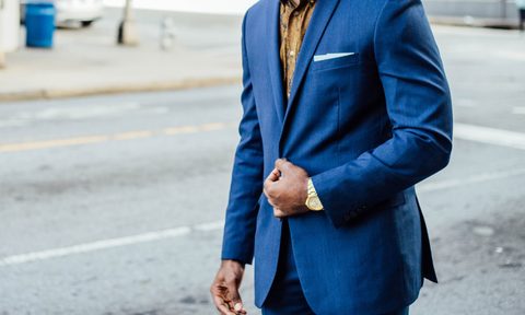 what to wear with a dark blazer man blue on