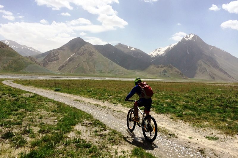 mountain biking tehran