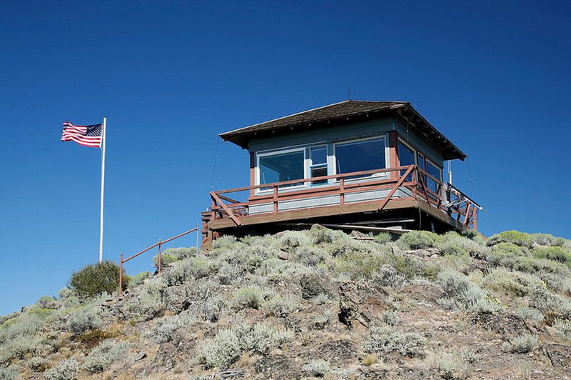 Hager-Mountain-Lookout-OR-recrop