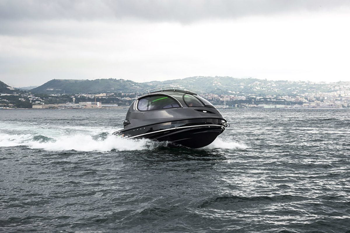 jet capsule