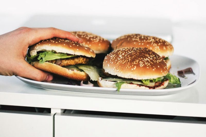 veggie-burger-platter-recrop