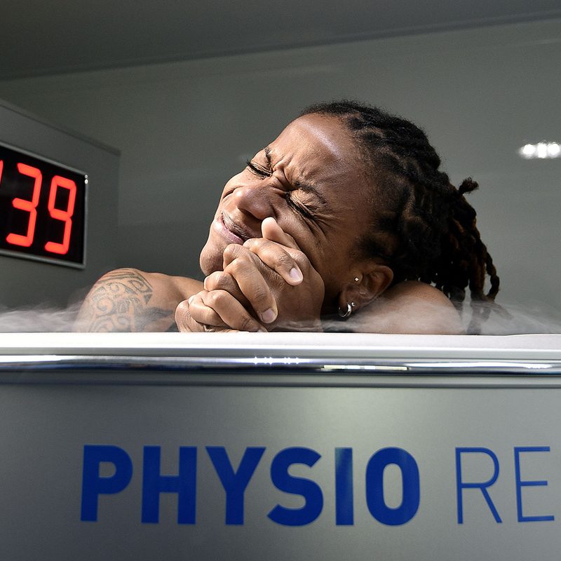 Elodie Thomis France Soccer Cryotherapy