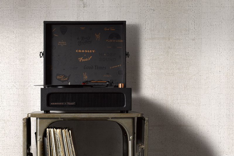 fossil crosley turntable